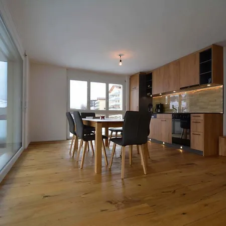 Veia Tgaplottas -